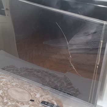 Media Markt’ın Çok Sağlam Ekran Koruyucusu TV’yi Yıktı