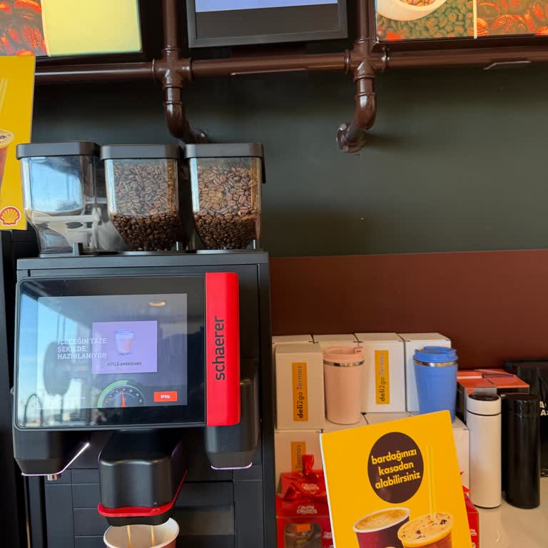 Shell İstasyonunda Fiyat Etiketi Olmadan Fahiş Ücretlendirme