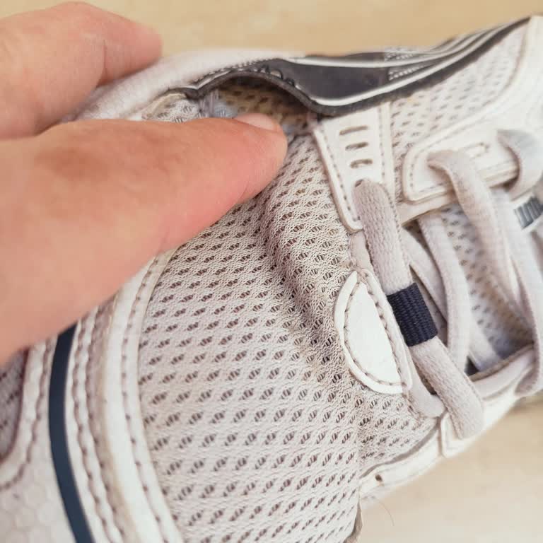 Puma Ayakkabısının Dikiş Ve İç Taban Arızası