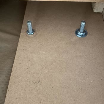 Doğtaş’ta Kırılan Koltuk Ayakları Ve Cevapsız Şikayet