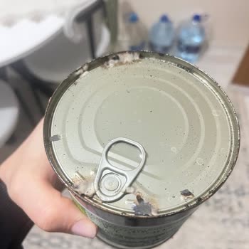 Samsun Kavak Şok Markette Yeni Alınan Domates Salçasında Küf Görüldü