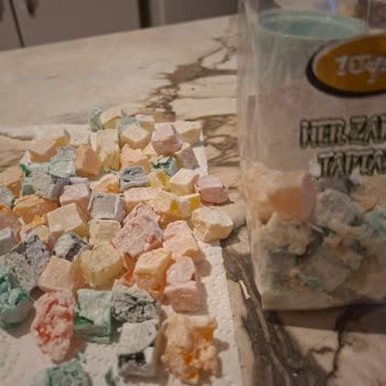 Tuğba Kuruyemiş İki Pakette Bayat Ve Kurumuş Lokumla Misafirleri Zor Duruma Soktuk