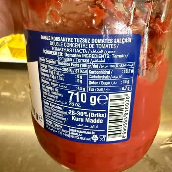 Akfa Domates Salçasında Kapağın İçindeki Siyah Noktalar