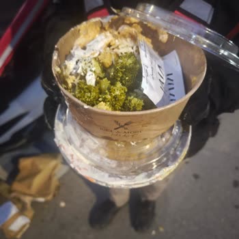 Siparişim Dökülmüş, Eksik İade Ve Müşteri Hizmetinde Saygısızlık