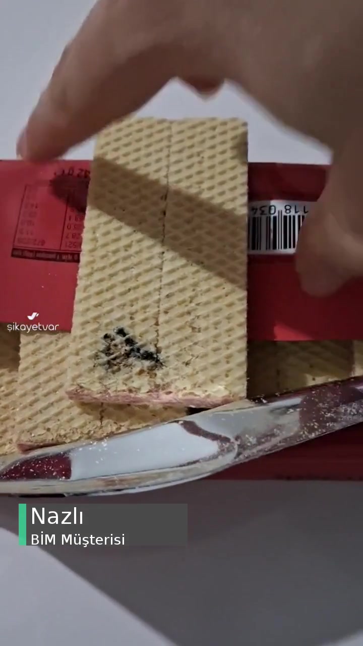 BİM Centro Çilekli Gofret Sıkıntısı! videonun kapak resmi