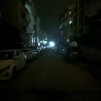 Avcılar’da Karanlıkta Kalan Sokak Lambalarına Kalıcı Çözüm İsteği