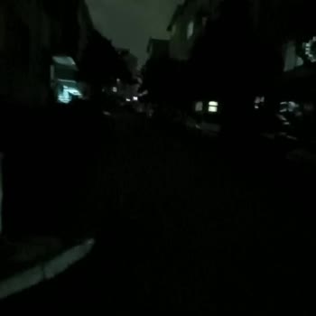 Avcılar’da Karanlıkta Kalan Sokak Lambalarına Kalıcı Çözüm İsteği