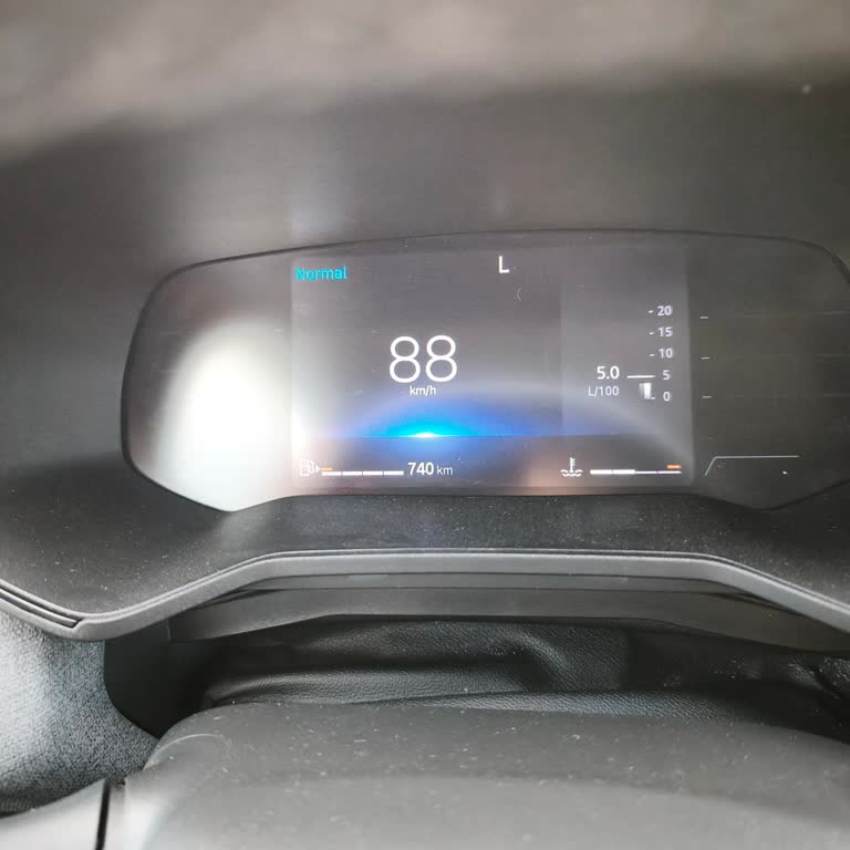 Depo Dolu Gösterilmesine Rağmen Fazla Yakıt Ücreti İadesi Talebi