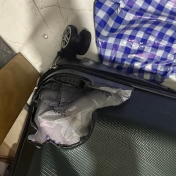 Uçuş Gecikmesi, Bilgi Eksikliği Ve Hasarlı Bagaj Nedeniyle Ajet’te Yaşanan Büyük Mağduriyet