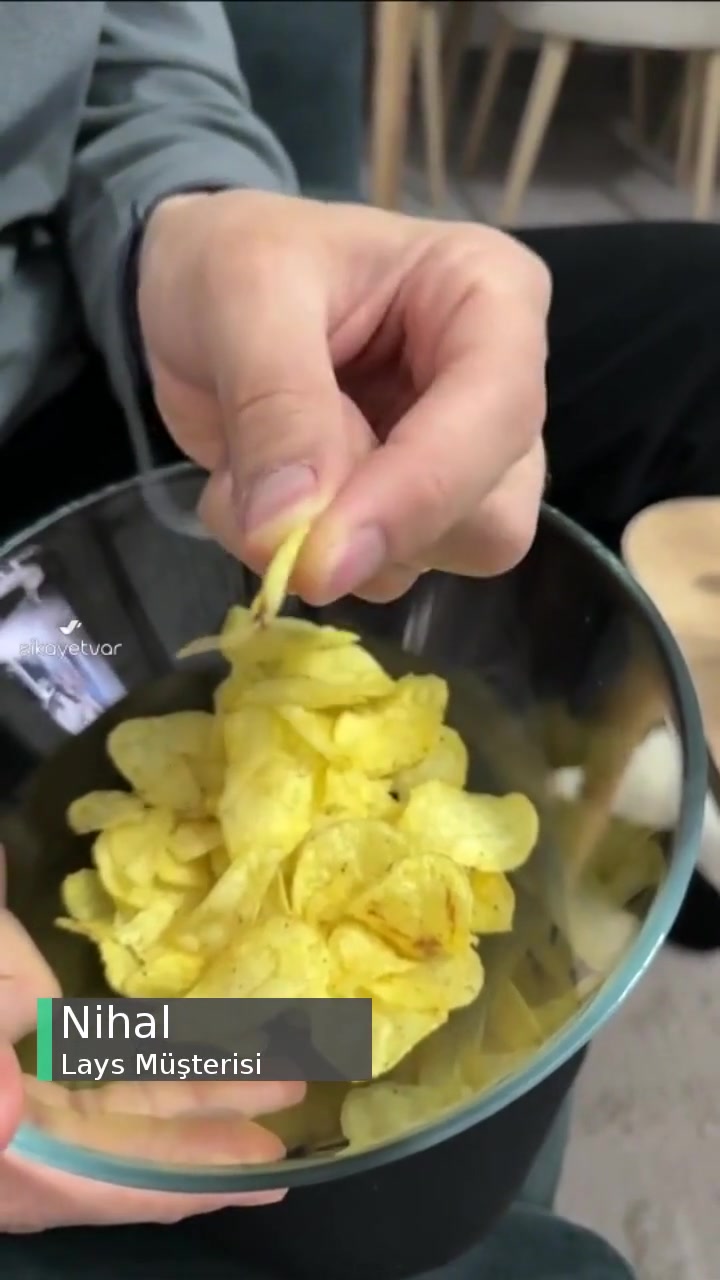 Lays Cipsin İçinden İp Tarzı Bir Şey Çıktı videonun kapak resmi