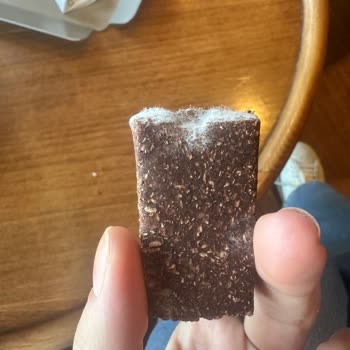 Carrefour Feriköy Şubesinde Küflü Fellas Barı Şikayeti