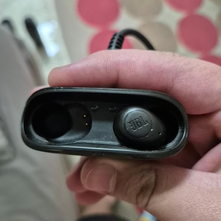 JBL Wave Buds Sol Kulaklık Yedek Parça İsteği