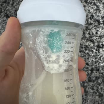 Bebek Maması Çözünmüyor Ve Aşırı Köpük Oluşturuyor, İade Talebi