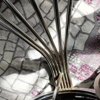 Yılmaz Home İlk Haftadan İtibaren Koltuklarda Çökme Başladı