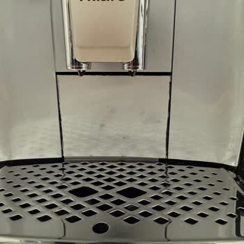 Atık Haznesi Kapağı Kısa Sürede Soyularak Kalitesiz Çıktı, Ücretsiz Değişim Talebi