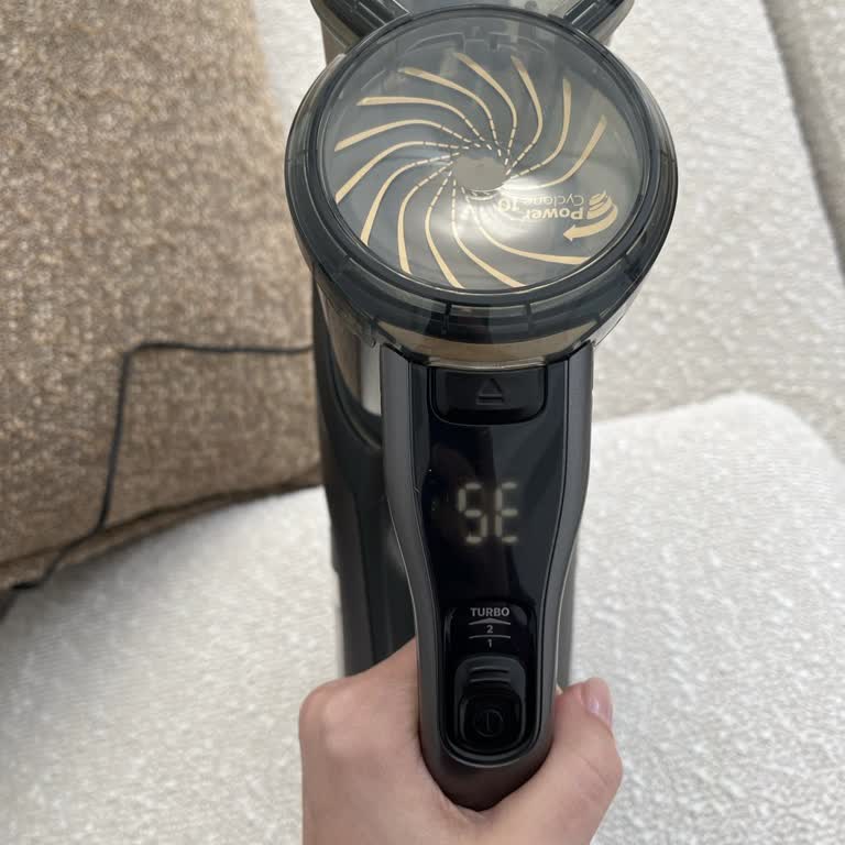 Kullanılmamış Philips Süpürge İlk Denemede 'SE' Hatası Verdi