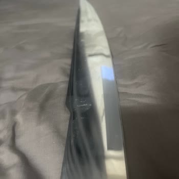 Mıknatıslı Kılıç Tablosunun Ani Düşmesi Güvenlik Riski Oluşturdu