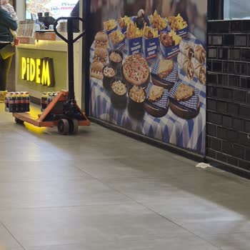 Dolapta Görülen Fuse Tea’nin Masaüstü Müşterilerine Verilmemesi Ve Kalitesiz Çorba Şikayeti