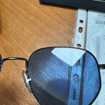 Üretim Hatası Olan Güneş Gözlüğü Camı İçin Ücretsiz Değişim Talebi