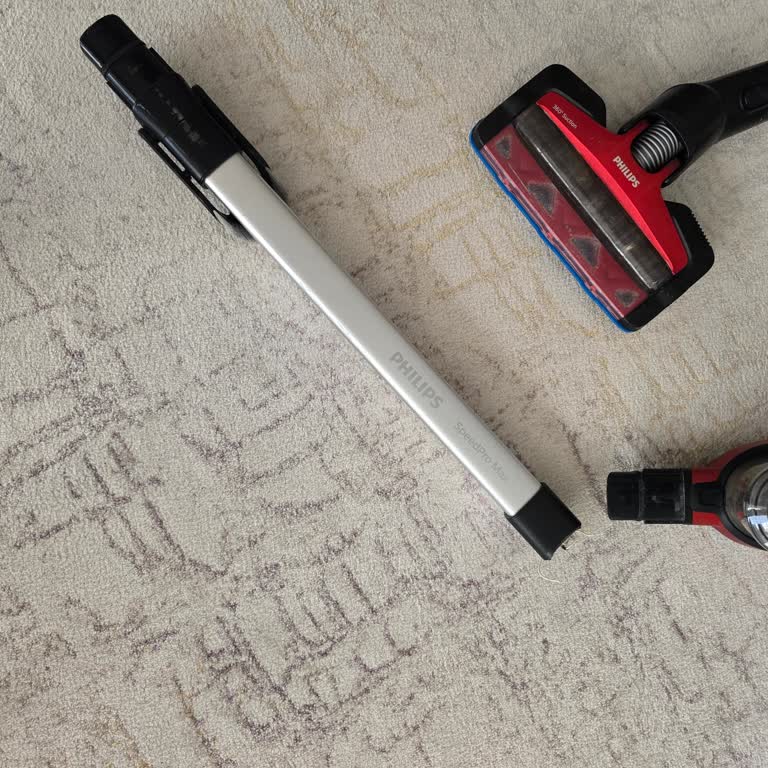 Philips Dikey Şarjlı Süpürge Üç Kez Kırıldı, Ücretsiz Servis Talebim Reddediliyor