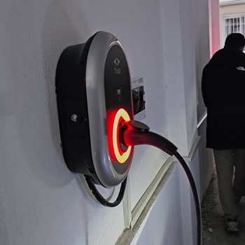 Şarj Cihazı Sürekli Kesiliyor Ve Servis Çözüm Sağlamıyor