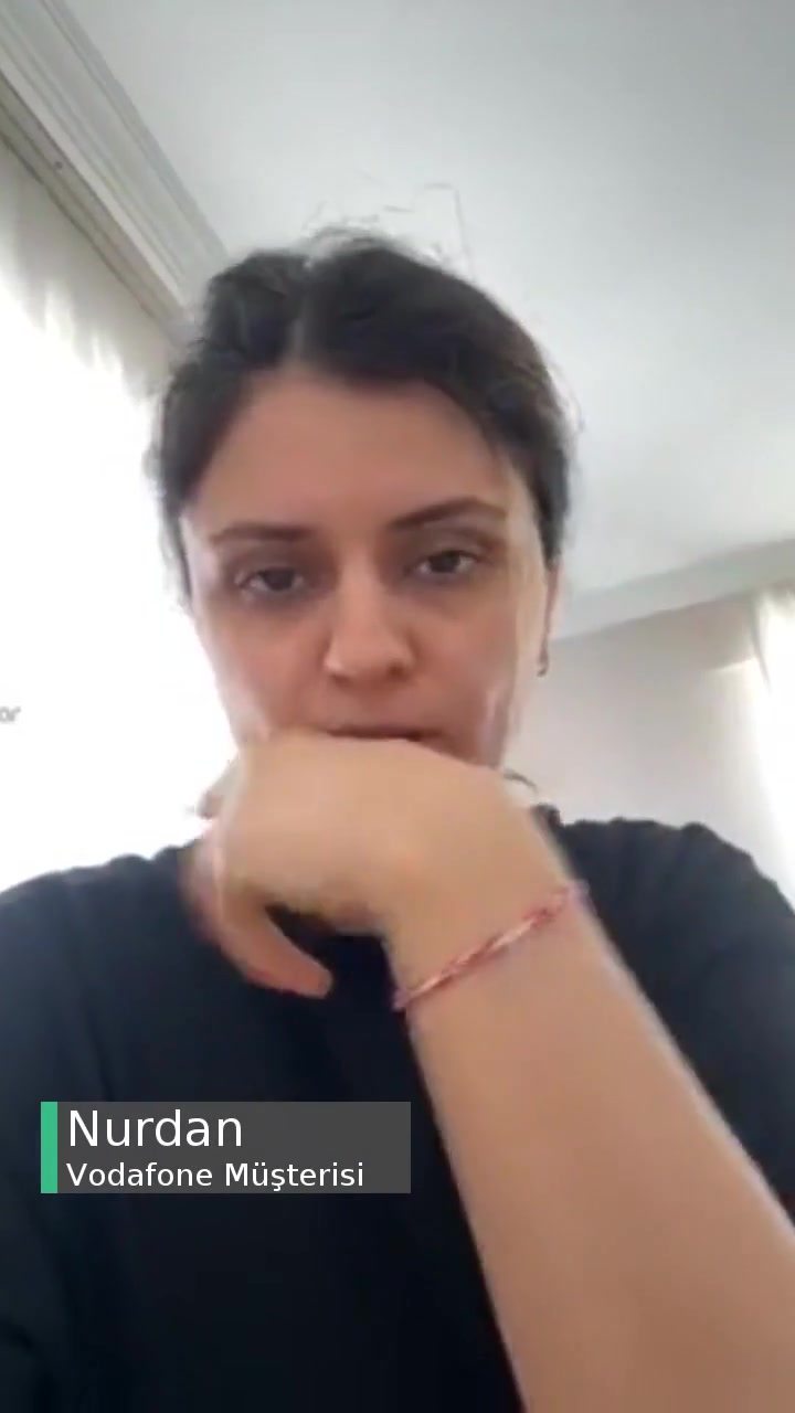 Vodafone Hattımı Kapatmadılar, Yalvartıyorlar! videonun kapak resmi