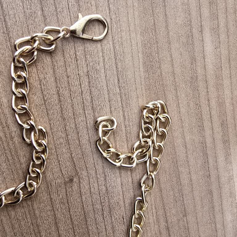 Zincir Klipsi Eksik Geldi, İade Teklifiyle Çözüm Sunulmadı