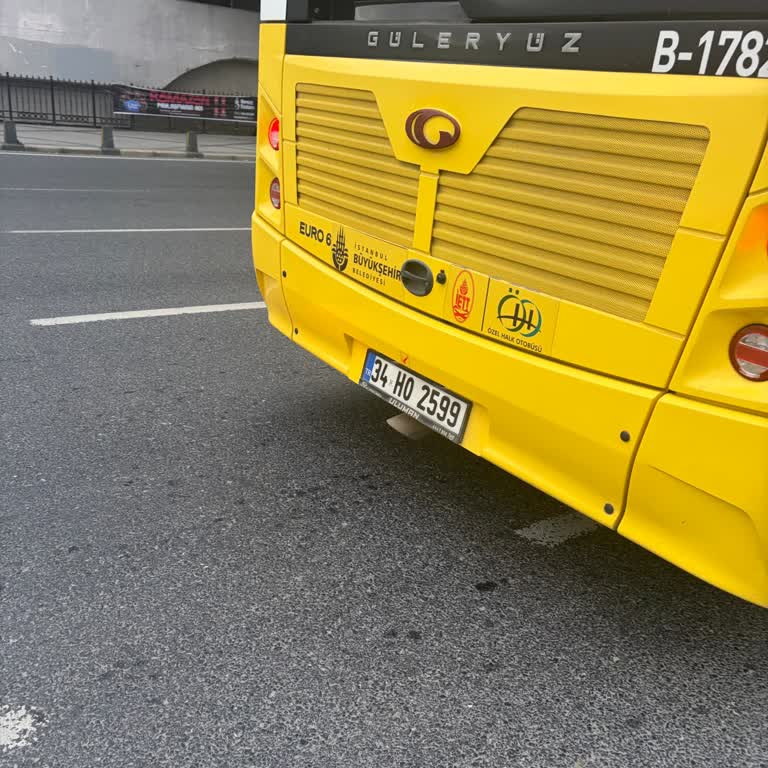 Şoförün Kaba Davranışı Yolcuları Rahatsız Etti