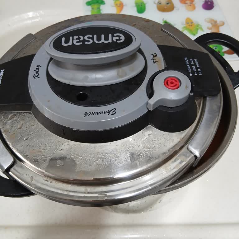 Düdüklü Tencerem Patladı: Ciddi Güvenlik Sorunu Ve Ücret İadesi Talebi