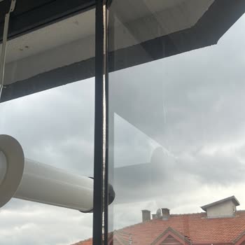 Alioğulları Cam'dan Tamamlanmayan Balkon İşine 40 Bin Lira Ödeme Ve Sürekli Erteleme