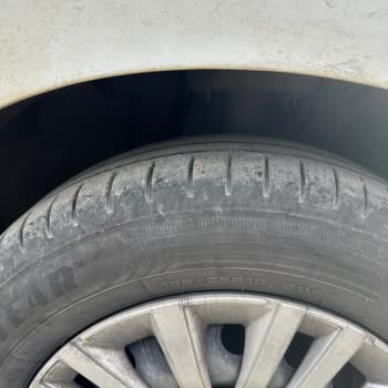 Araçta Farklı Ve Kabak Lastikler, Güvenlik Riski Ve Şube Koşuşturması