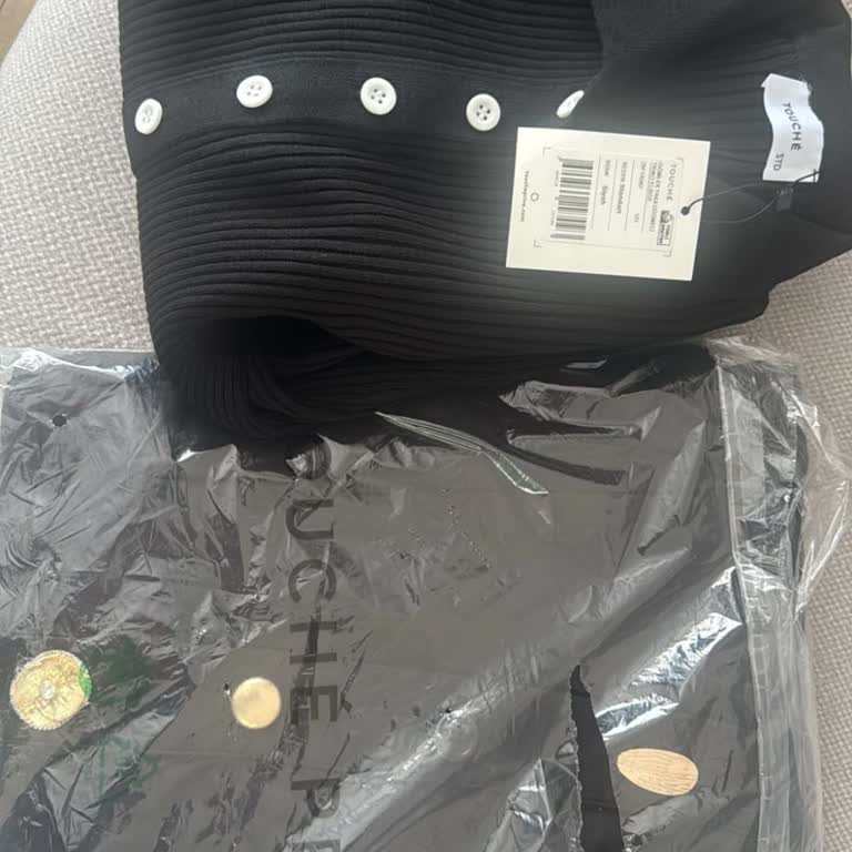 Eksik Ceket Gönderilmedi Ve Müşteri Hizmetleri Yanıtsız