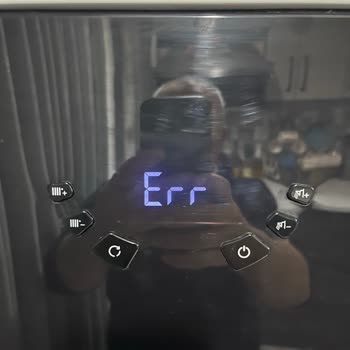 Ek