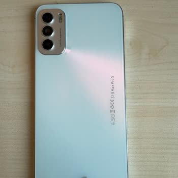 Bayi Telefonu Onarım İçin Kabul Etmedi, Süreç Uzuyor Ve Ücret Talep Ediyor