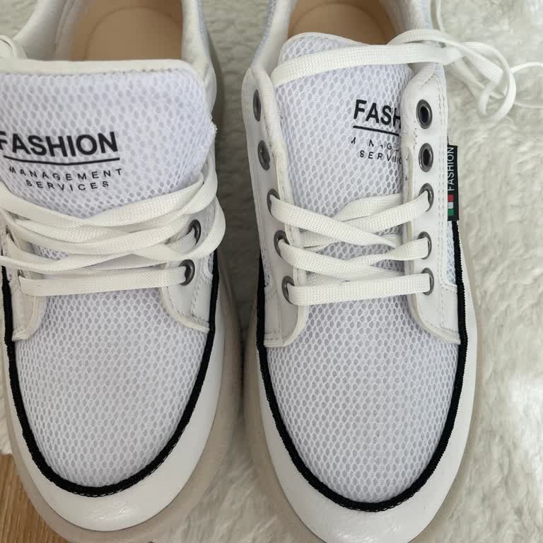 Mami Ayakkabı Beğenmediğim Ve Kullanmayacağım Bir Ürünü Dayatıyorlar