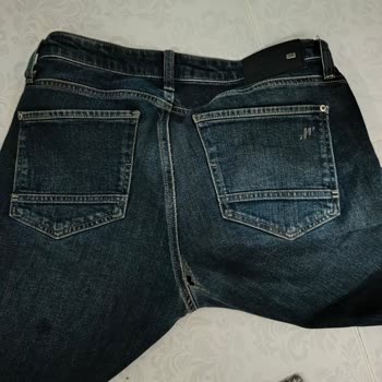 Mavi Jean Pantolonların Ağ Kısmı Sürekli Yırtılıyor