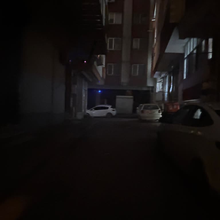 Sokak Aydınlatması Uzun Süredir Çalışmıyor, Güvenlik Tehlikede