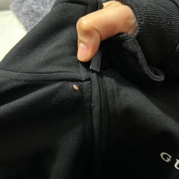 Guess Mağazasında Hırka Defekti Ve Geciken Şikayet Çözümü