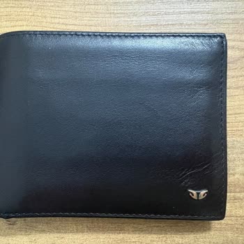 Tergan Cüzdanının Logo Kararması Ve Satıcının İade Talebini Reddetmesi