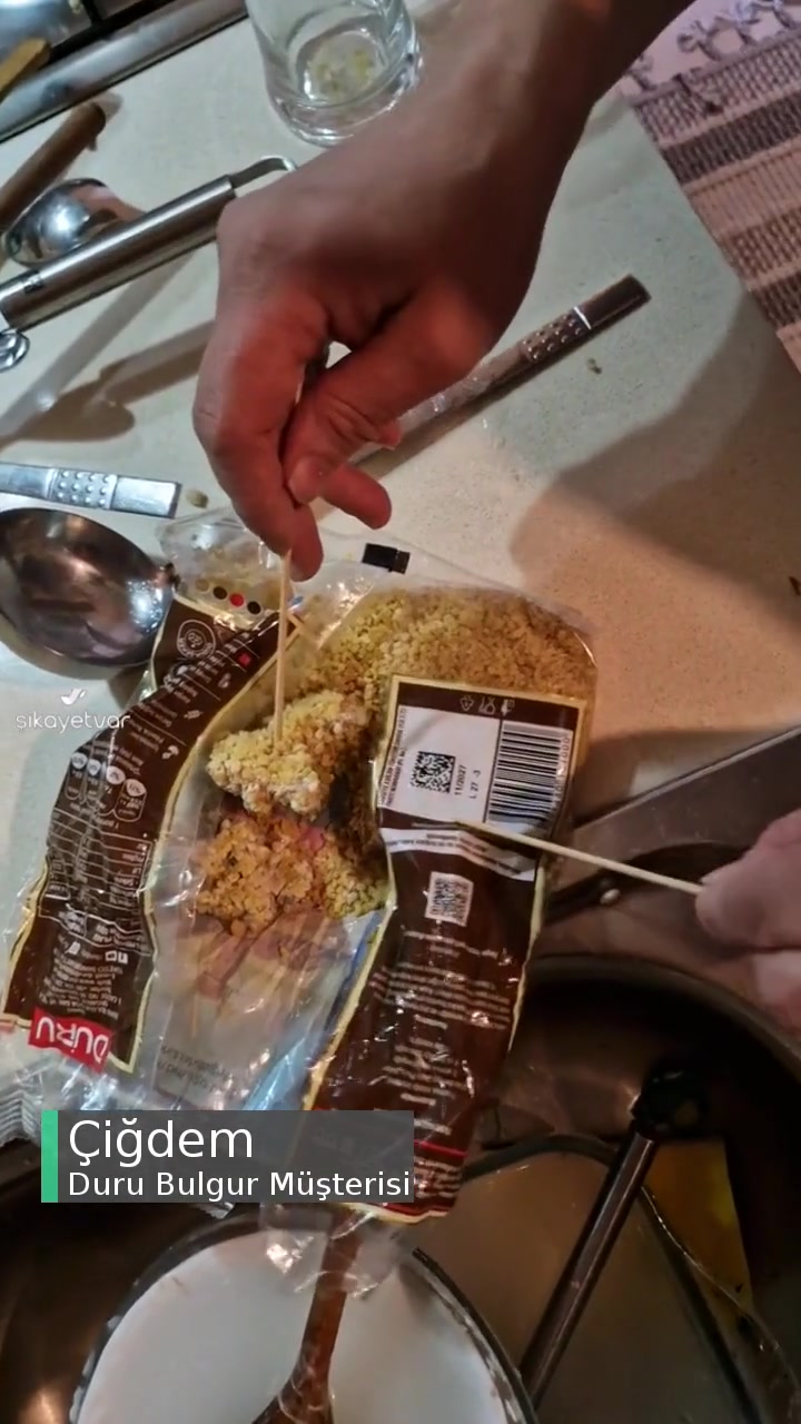 Duru Bulgur İçinden Garip Bir Şey Çıkması videonun kapak resmi