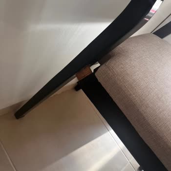 Mürtezaoğlu Mobilya’da 7 Ayda Teslim Edilmeyen Sandalyeler Ve Diğer Ürün Arızaları