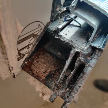 Kaynak Çatlamaları Nedeniyle PVC Pencere Ve Kapıların Ücretsiz Tam Değişimi