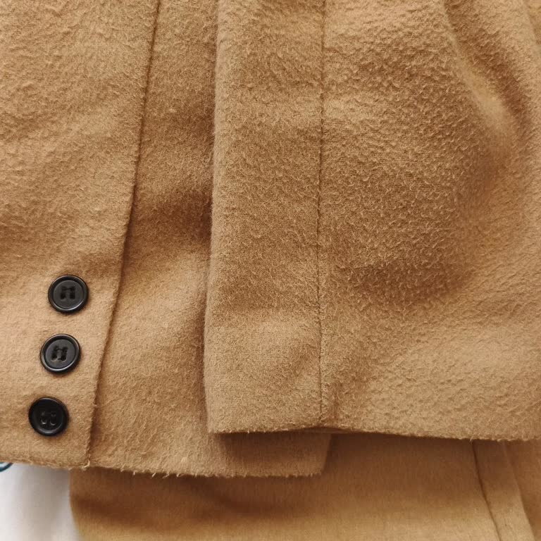 Aşırı Tüylenme Ve Deforme Olan Mantonun Ayıplı Olduğu Ve İade Talebi