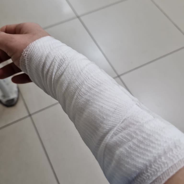 Çakmak Erdem Hastanesi Acil Servisinde Yetersiz Değerlendirme Şikayeti