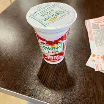 Zafer Plaza Popeyes Şubesinde Makine Arızası Ücretsiz İçecek Kesildi, Ekstra Ücret Talep Edildi