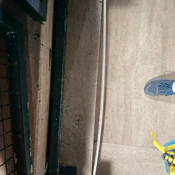 Türk Telekom'un Yanlış Fiber Kablo Kurulumu Görüntü Kirliliği Ve Parazit Riski Oluşturuyor