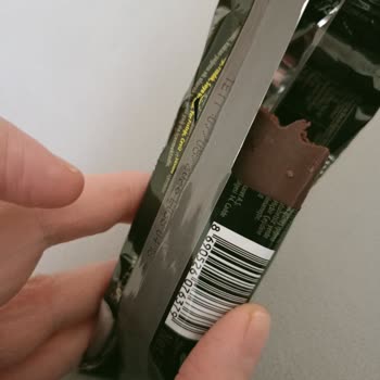 Eti Brownie Intense Tadı Değişti Ve Mide Ekşimesi Oluştu