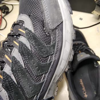 Columbia Ayakkabısında Üretim Hatası İddiası