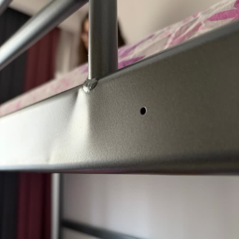 İzmir IKEA'dan Aldığım Ranzada Hasarlı Parçalar Ve Değişim Talebi