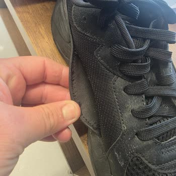 Ayıplı Ayakkabının Dikişleri Açıldı Ve Fatura Onayı Olmadan İade İmkânı Yok